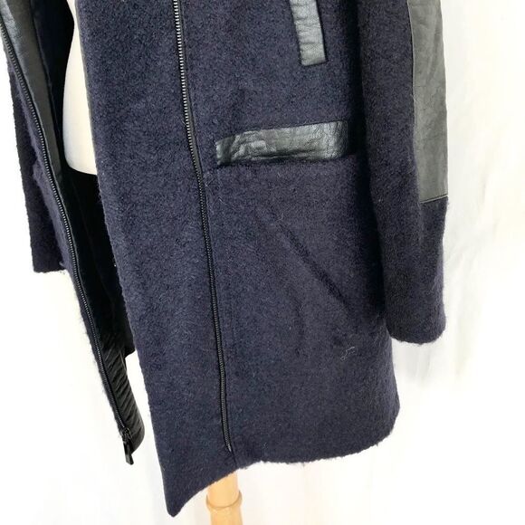 Vince Camuto navy wool blend/faux leather jacket S - Picture 4 of 10